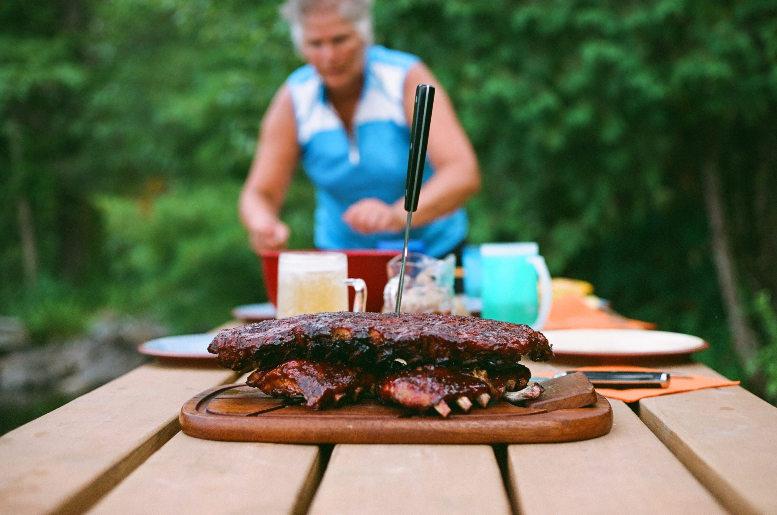 Ribs on the picnic table